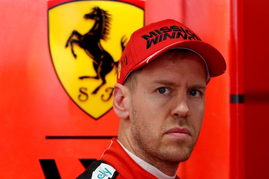 Sebastian Vettel von Ferrari während eines Tests.