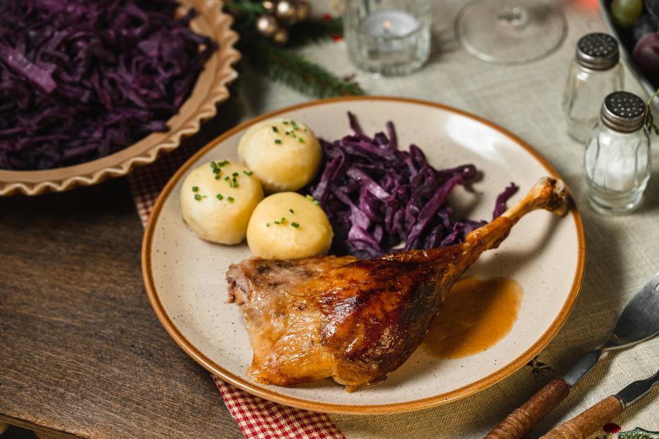 Delicious roast duck with red cabbage and dumplings