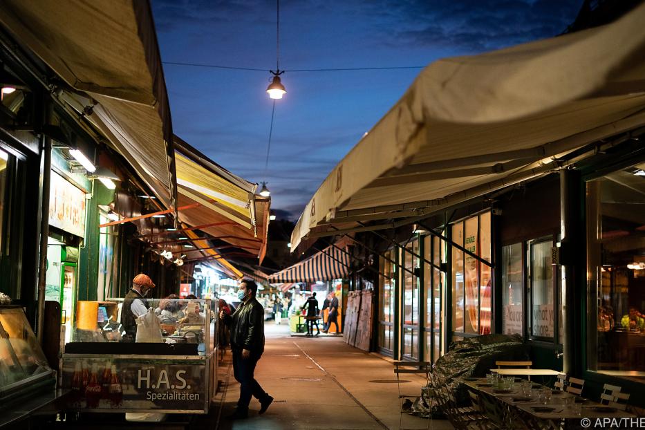 Der Wiener Naschmarkt ist bei Wienern und Touristen beliebt