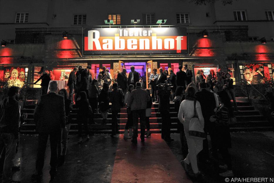 Das Rabenhof Theater erklärt sich augenzwinkernd zum "Kurtheater"