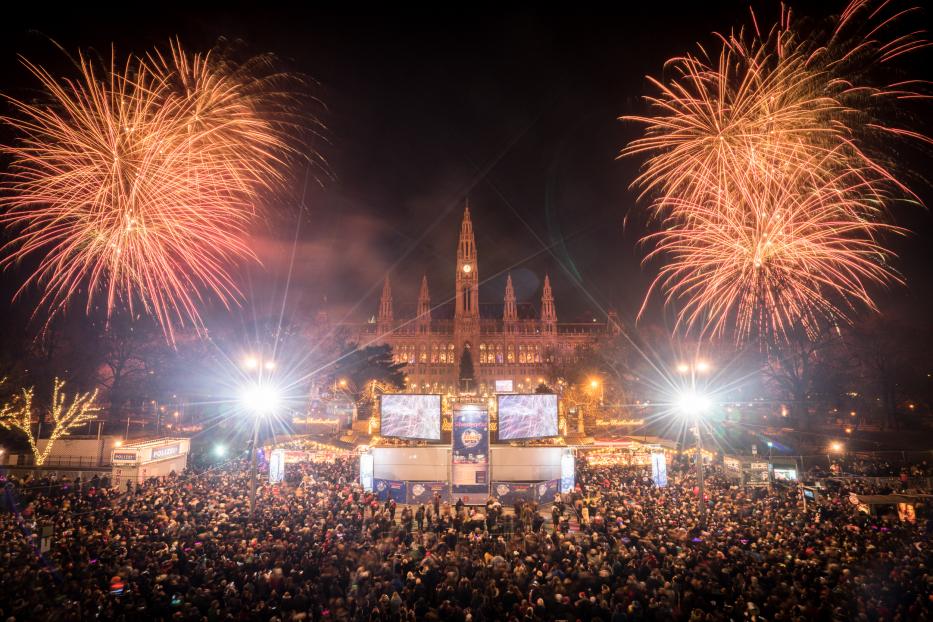 silvesterpfad-2017-rathausplatz-c-stadtwienmarketing-sebastian-toth.jpg