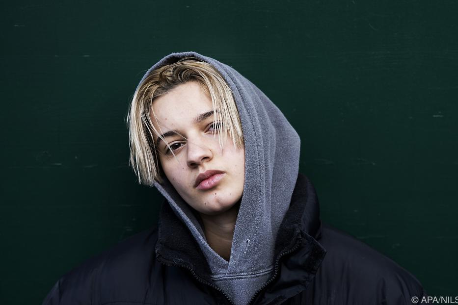 Mavi Phoenix veröffentlicht sein zweites Album