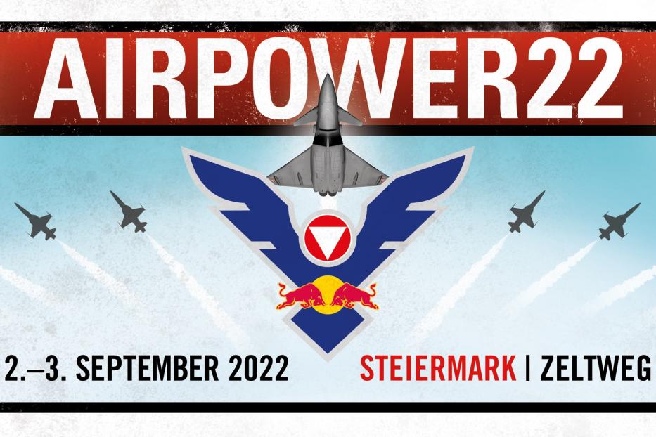 Das Plakat für die Airpower22 in Zeltweg, Steiermark, zeigt verschiedene Flugzeuge am Himmel.