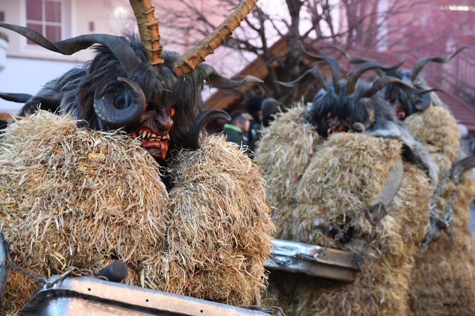 Krampuslauf und Perchtenlauf in Österreich