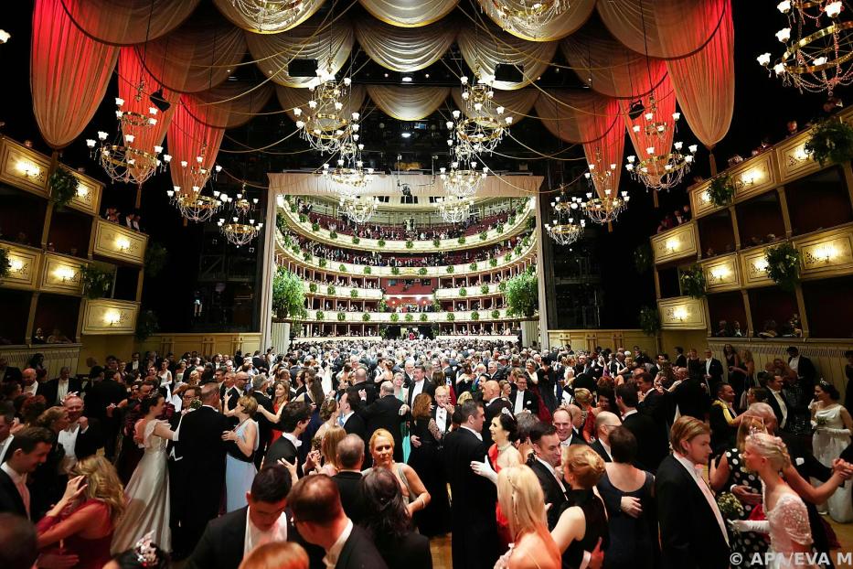 Der Staatsball sammelte mehr als 560.000 Euro an Spenden