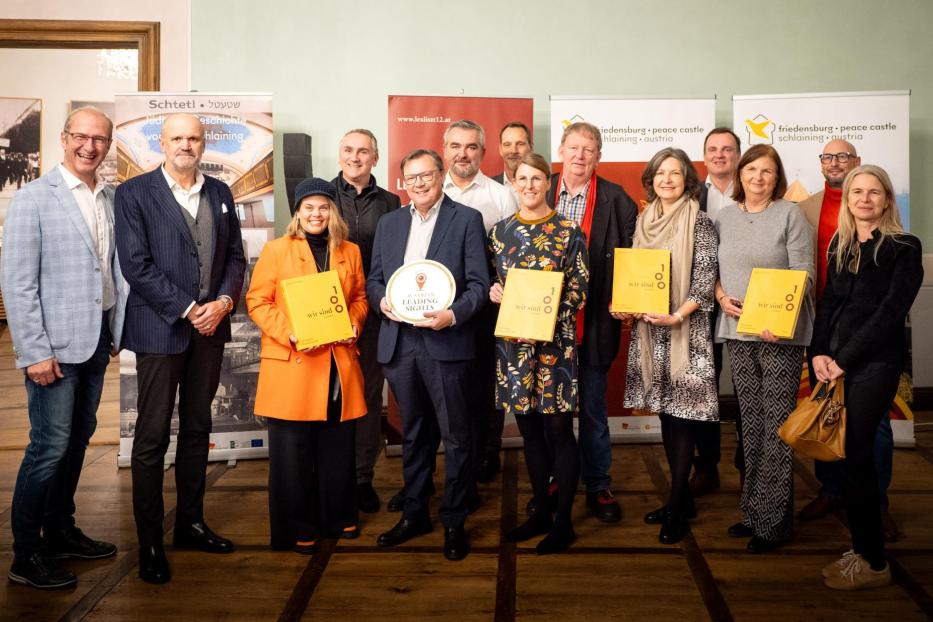 Teilnehmer der Ausstellung "100 Jahre Burgenland".