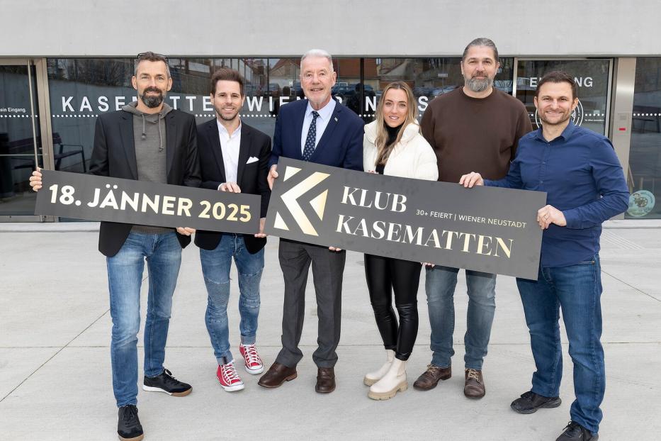 Oliver Pusswald, Martin Haslinger, Bürgermeister Klaus Schneeberger, Ramona Weidinger, Roland Bartha und Dominik Gschiegl (v.l.n.r.)