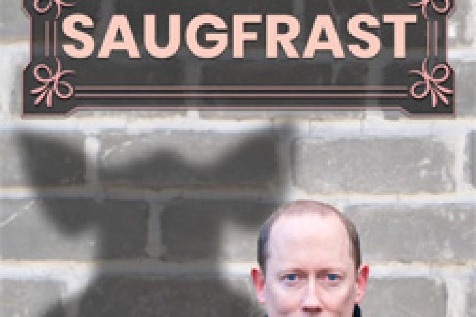 Das Cover des Buches „Saugfrass“ von Klaus Oppitz zeigt den Autor vor einer Ziegelwand.