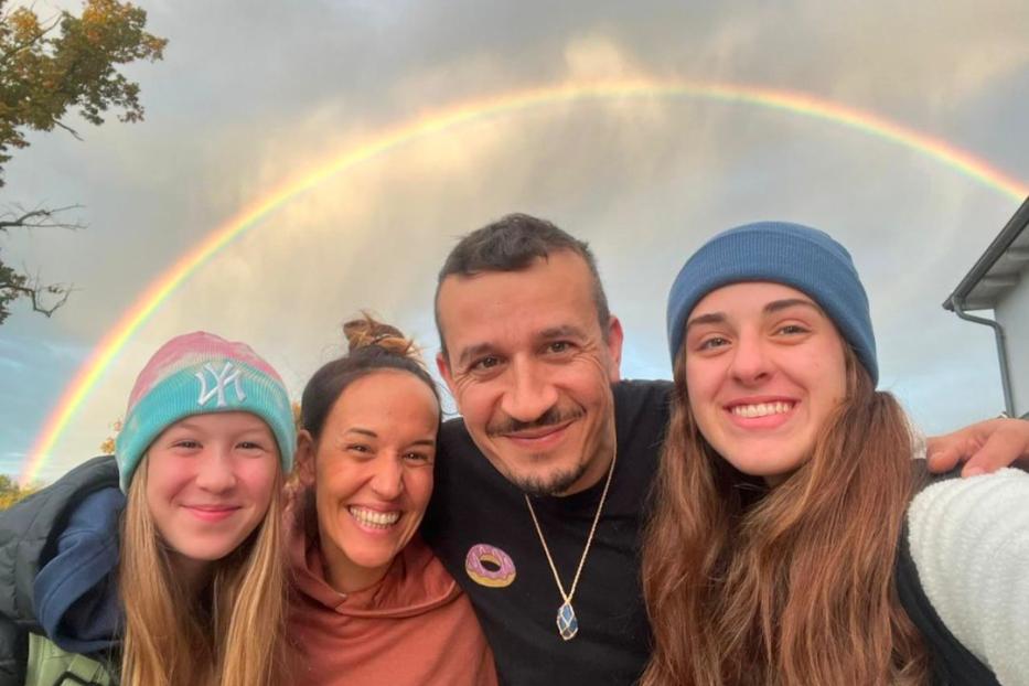 Gastfamilie Schuhmeier gemeinsam mit Austauschkind Rosario aus Argentinien