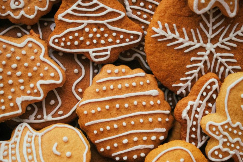 Verzierter Lebkuchen übereinander geschlichtet.