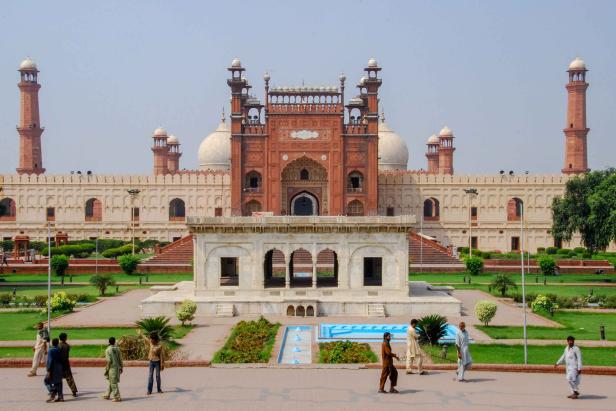 badshahi-moschee-in-lahore.jpg