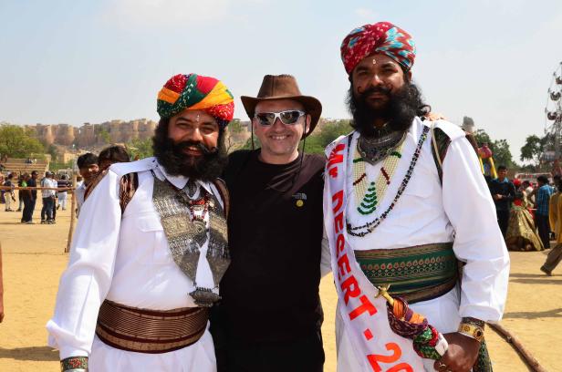 wuestenfestival-in-jaisalmer-mit-mr-desert.jpg