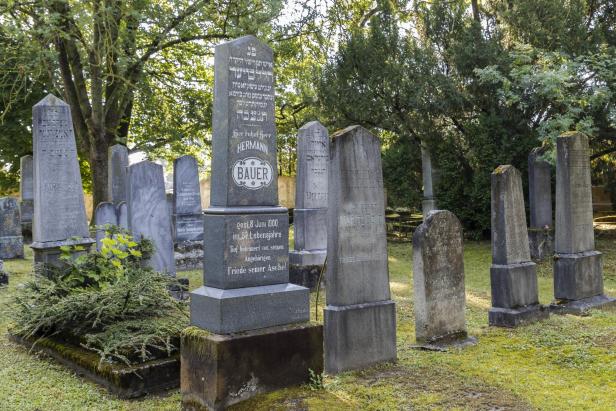 N15 Mistelbach Jüdischer Friedhof Mistelbach copyright Stadtgemeinde Mistelbach 2.jpg