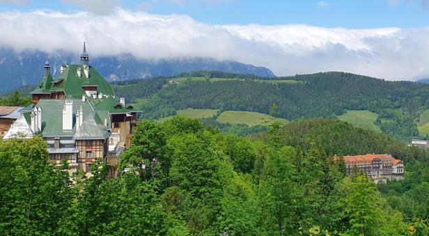 Südbahnhotel und Kurhaus.jpg