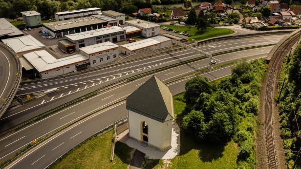 ST1 Bruck an der Mur Heiligen-Geist-Kapelle copyright Leonard Enge, Stingl-Enge Architekten ZT GmbH Kopie.jpg