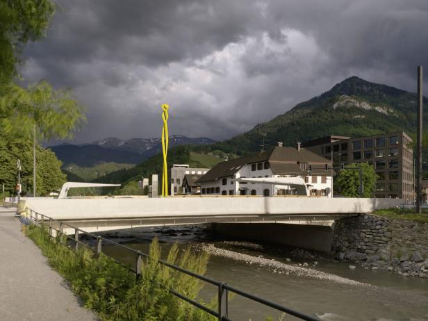 V10 Dornbirn Stadttour „Kunst im öffentlichen Raum“ copyright Günter König 2.jpg