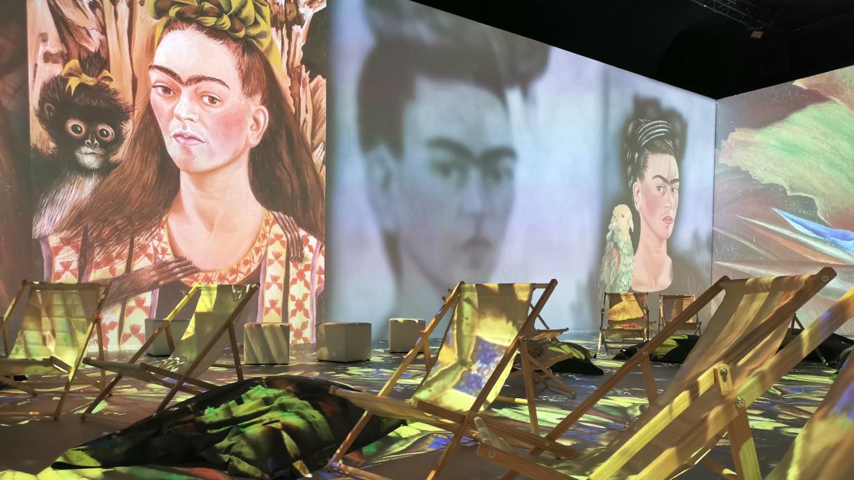 Viva Frida Kahlo: Ein Besuch in der immersiven Ausstellung