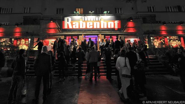 Das Rabenhof Theater erklärt sich augenzwinkernd zum "Kurtheater"