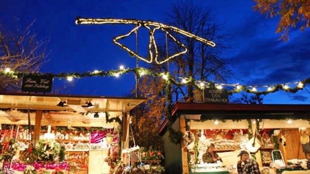 weihnachtsbeleuchtung-beim-adventmarkt-mirabell-260625.jpg