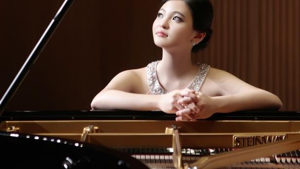 yoojung-yoon-pianist-kl.jpg