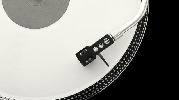 turntable-2157300-960-720.jpg