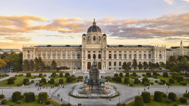 Das Naturhistorische Museum Wien von außen 