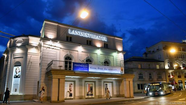 Salzburger Landestheater muss Aufführungen wegen Covid streichen