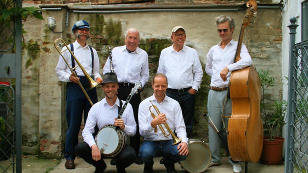 BurgundyStreetJazzband neu.jpg