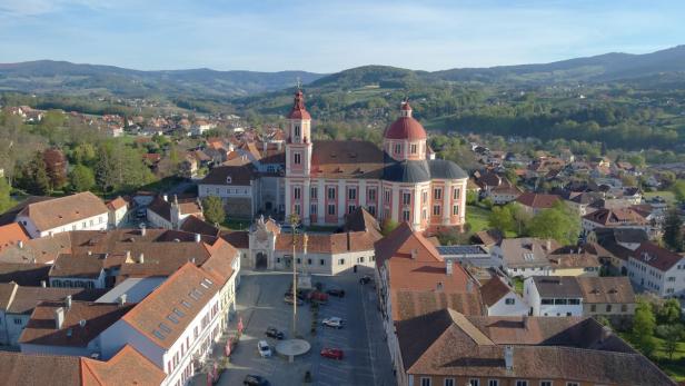 ST18 Pöllau bei Hartberg Schloss Pöllau copyright Marktgemeinde Pöllau 1.jpg