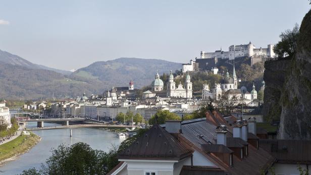 S17 Salzburg Stadtspaziergang durch die linke Altstadt copyright Bundesdenkmalamt Petra Laubenstein 2.jpg