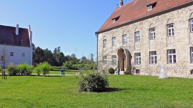 O22 Obernberg - Burg Obernberg copyright Josef Brescher 1.jpg