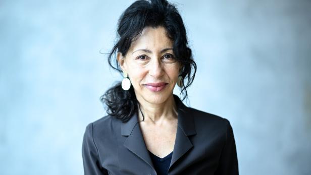 Die mehrfach ausgezeichnete Pariser Autorin Yasmina Reza hat ungarische und iranische Wurzeln
