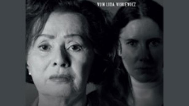 Das Filmplakat für „Paradiso“ zeigt zwei Frauen vor dunklem Hintergrund.