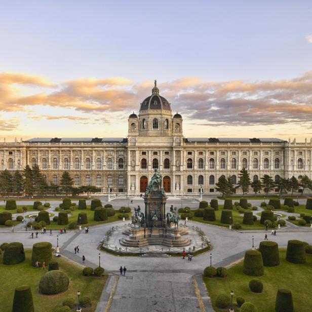 Das Naturhistorische Museum Wien von außen 