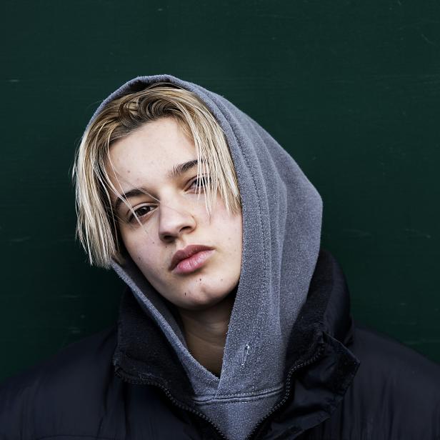 Mavi Phoenix veröffentlicht sein zweites Album