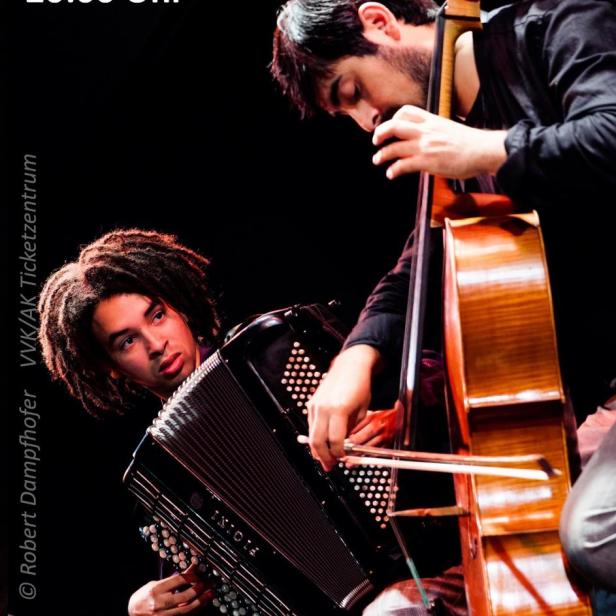 Ein Konzertplakat für „Tango Infernal“ mit Eduardo Antiao Barría und Tobias Kochseder.
